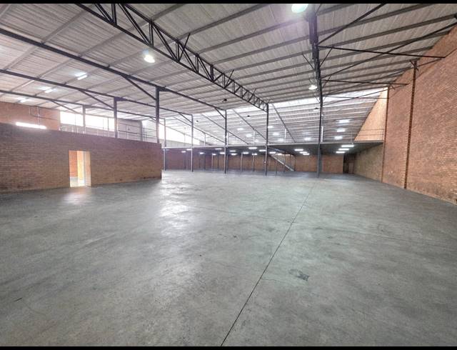 2,849M² WAREHOUSE TO LET IN ORMONDE